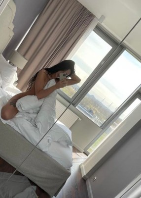 Проститутка Эка